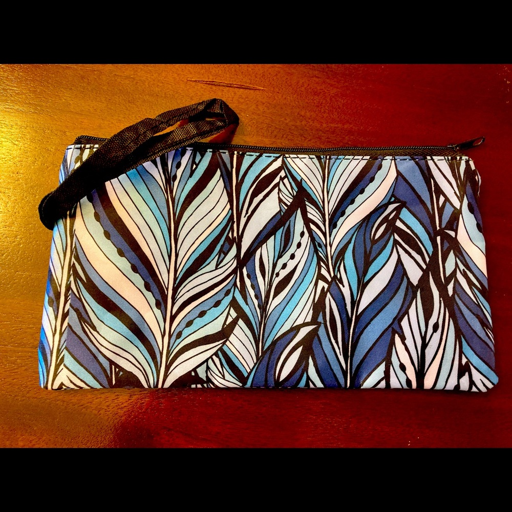 Cosmetic bag